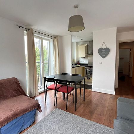 Bai Amazing 5 Sleeper Flat In London Zone 2 Apartment Exterior photo
