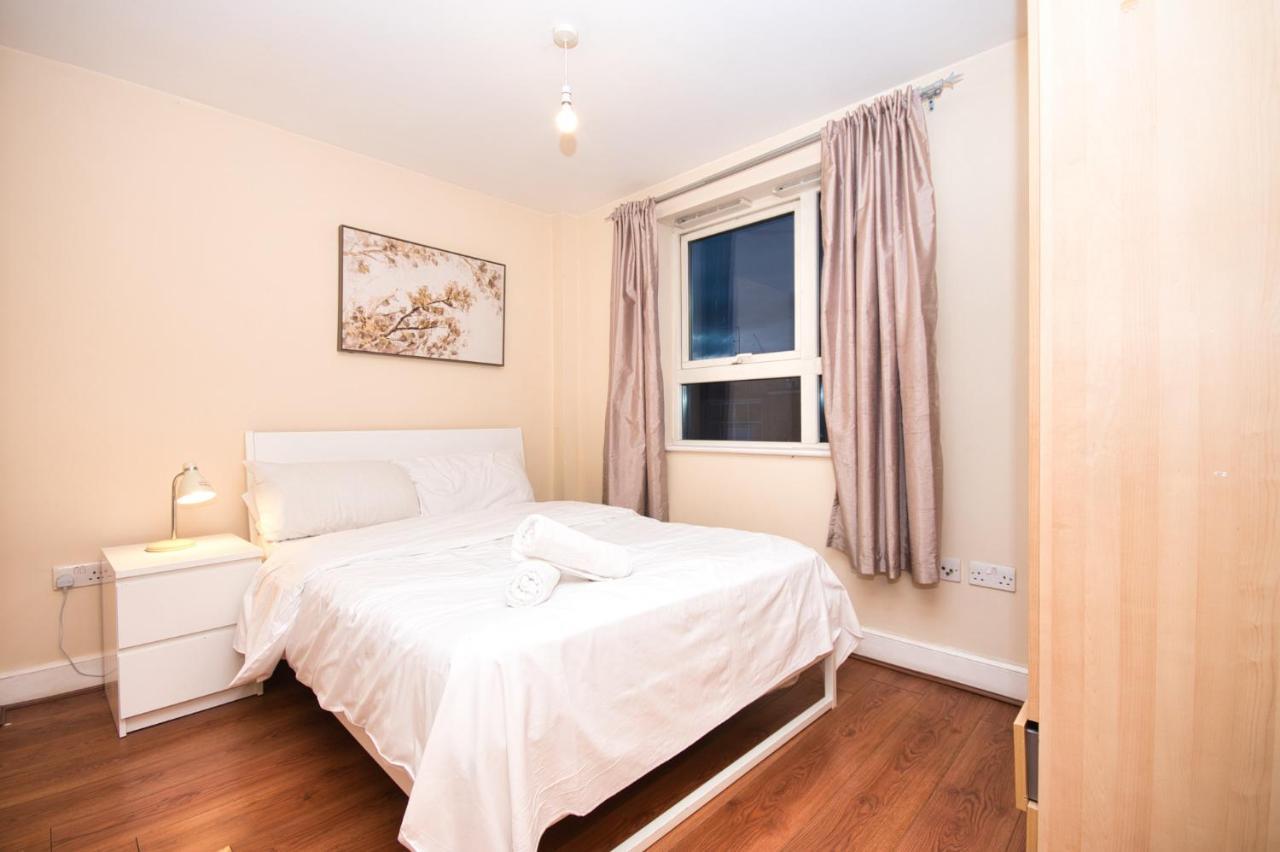 Bai Amazing 5 Sleeper Flat In London Zone 2 Apartment Exterior photo